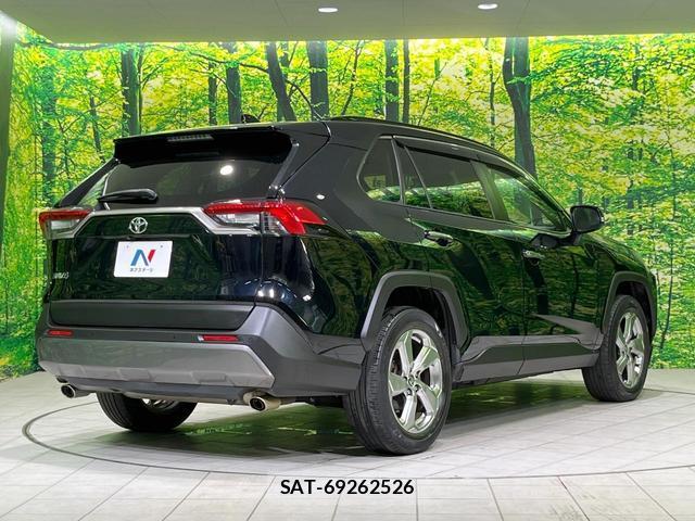Toyota RAV4 2021-07 8276700-16
