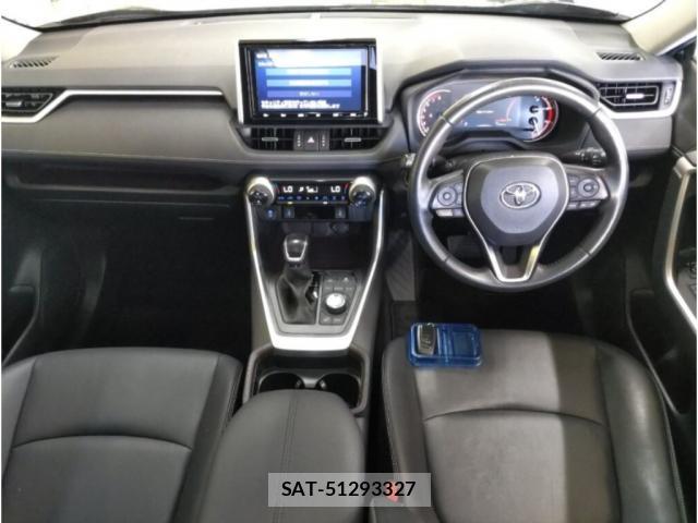 Toyota RAV4 2021-05 8276964-2