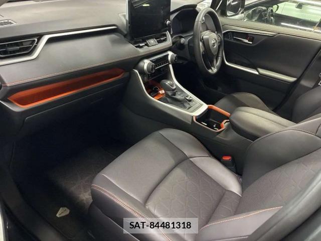 Toyota RAV4 2023-06 8276973-4