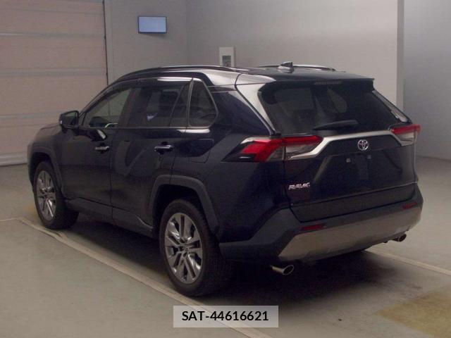Toyota RAV4 2022-07 8276997-1