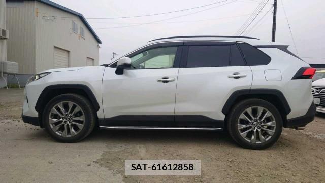 Toyota RAV4 2023-02 8277210-10