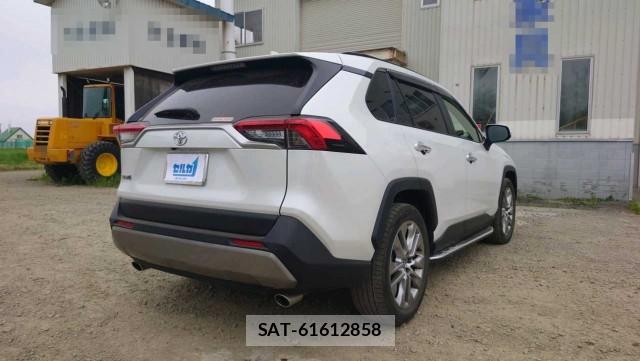Toyota RAV4 2023-02 8277210-12