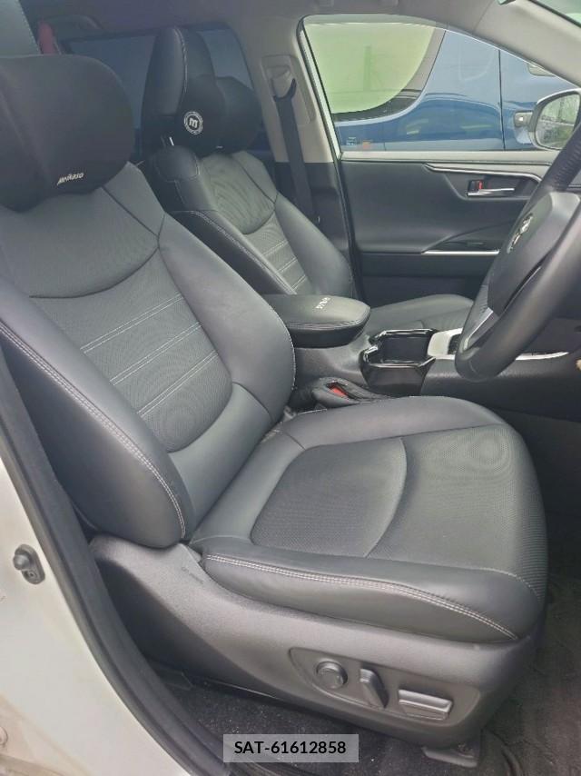 Toyota RAV4 2023-02 8277210-5