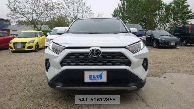 Toyota RAV4 2023-02 8277210-9