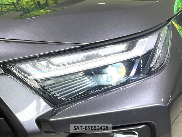 Toyota RAV4 2025-01 8277398-12