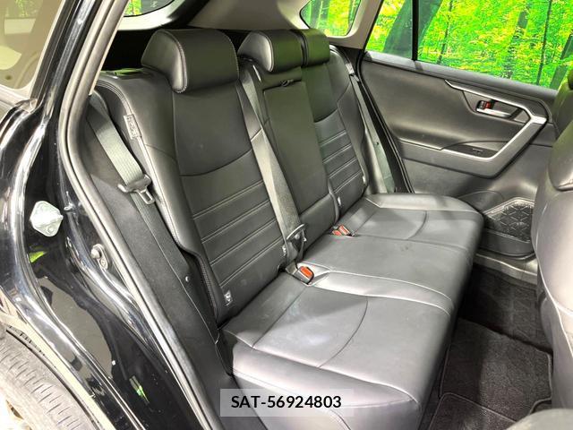Toyota RAV4 2021-07 8277408-9