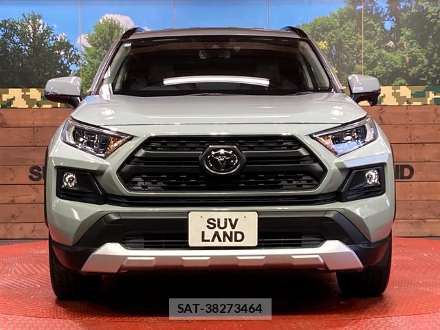 Toyota RAV4 2019-07 8277644-13