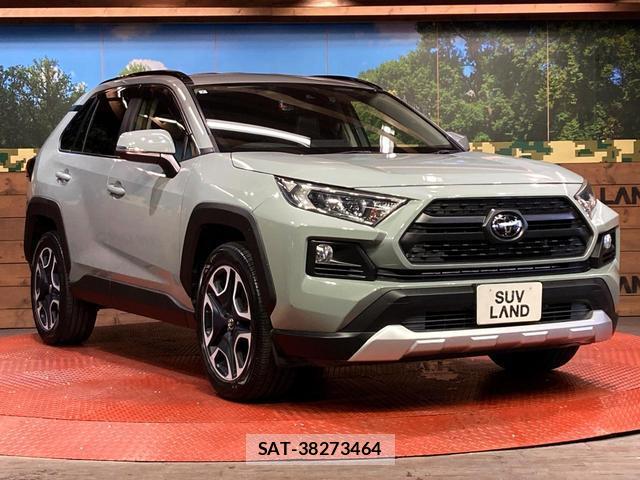 Toyota RAV4 2019-07 8277644-15