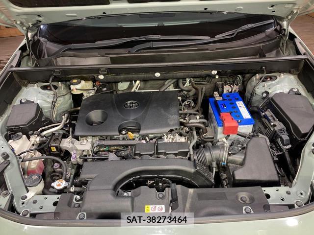 Toyota RAV4 2019-07 8277644-17
