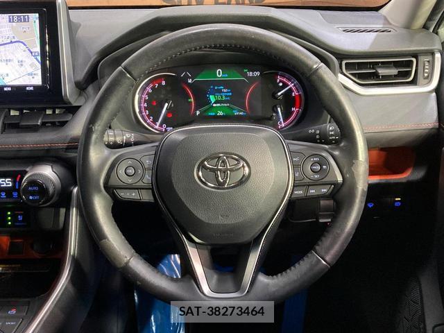 Toyota RAV4 2019-07 8277644-7