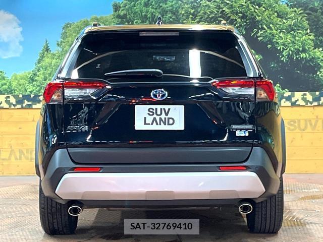 Toyota RAV4 2023-10 8277756-14