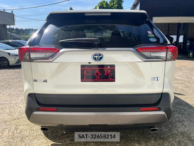 Toyota RAV4 2019-08 8277958-6