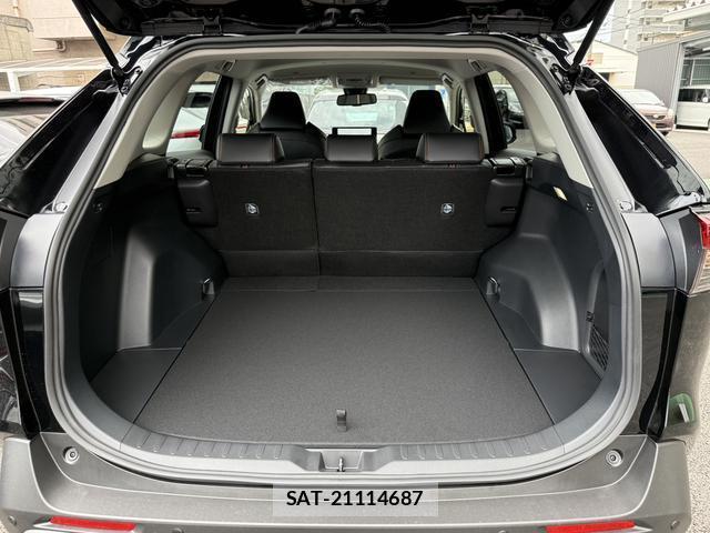 Toyota RAV4 2024-10 8277968-18