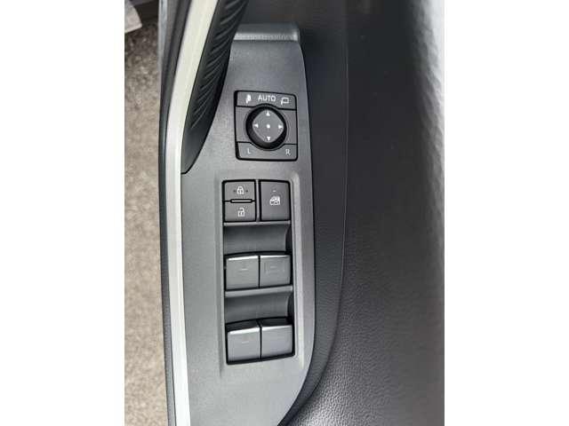 Toyota RAV4 2025-06 8277977-12