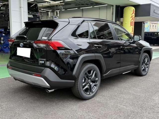 Toyota RAV4 2025-06 8277977-3