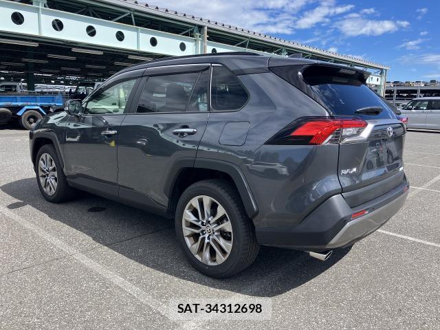 Toyota RAV4 2023-12 8278646-1