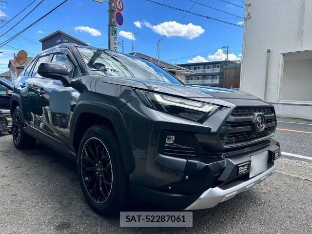 Toyota RAV4 2025-01 8278683-1