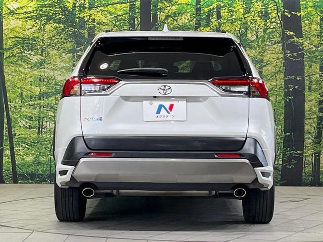 Toyota RAV4 2022-12 8278824-14