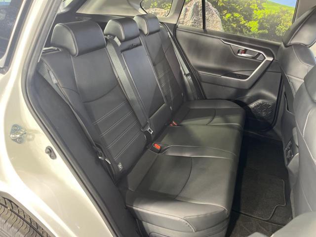 Toyota RAV4 2023-02 8279020-9