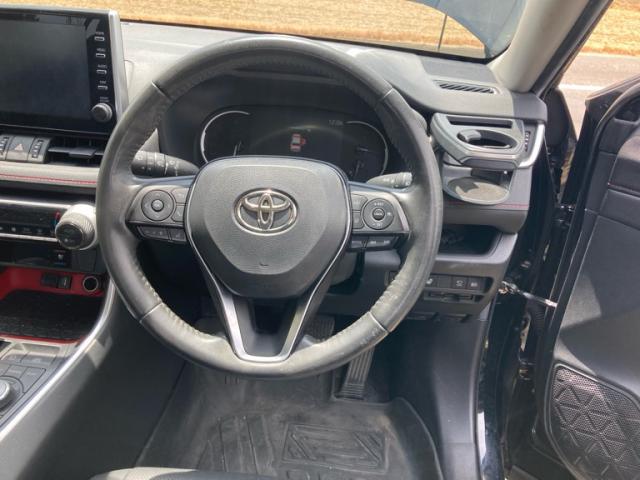 Toyota RAV4 2022-05 8279559-17