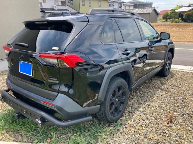 Toyota RAV4 2022-05 8279559-2