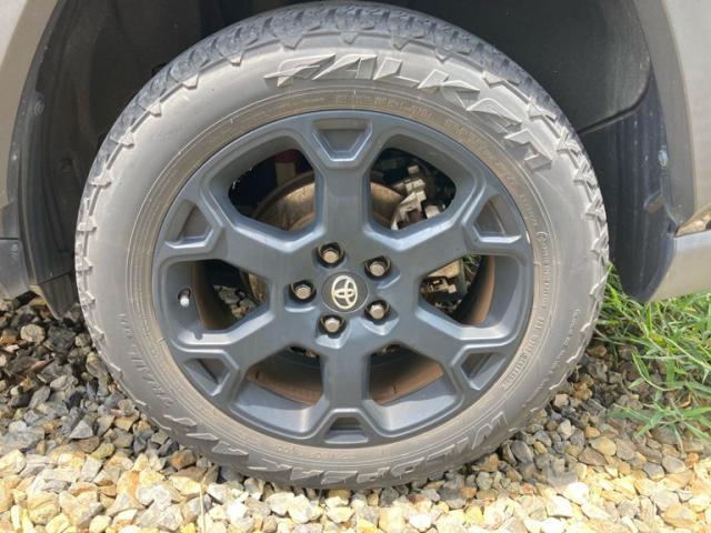 Toyota RAV4 2022-05 8279559-5