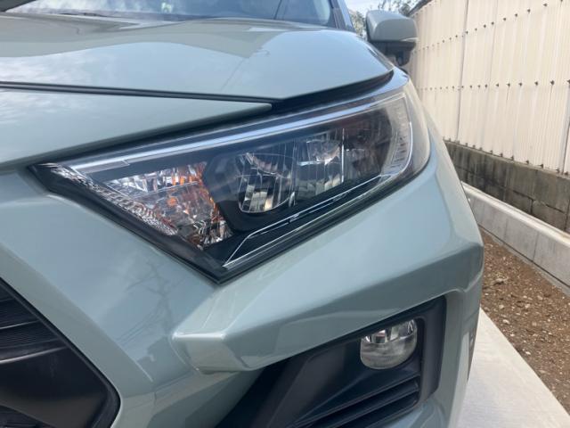 Toyota RAV4 2020-03 8279680-17