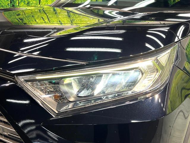 Toyota RAV4 2022-07 8279770-11