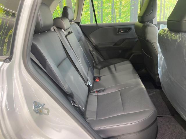 Toyota RAV4 2026-06 8280037-11