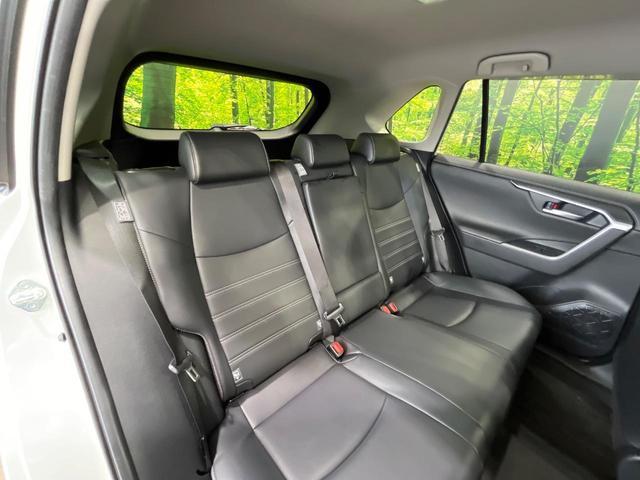 Toyota RAV4 2019-11 8280088-8