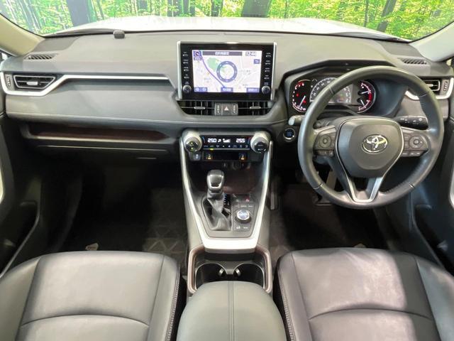 Toyota RAV4 2021-04 8280102-1