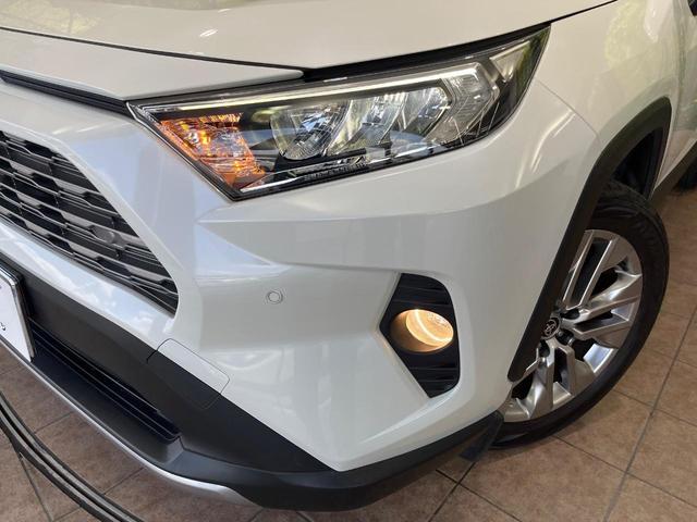 Toyota RAV4 2021-04 8280102-11