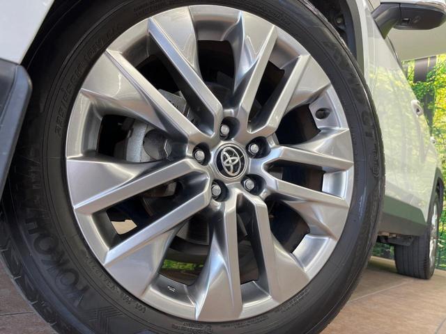 Toyota RAV4 2021-04 8280102-12
