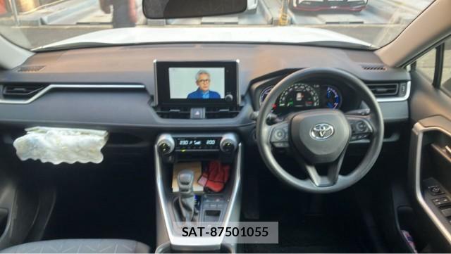 Toyota RAV4 2023-02 8280654-2