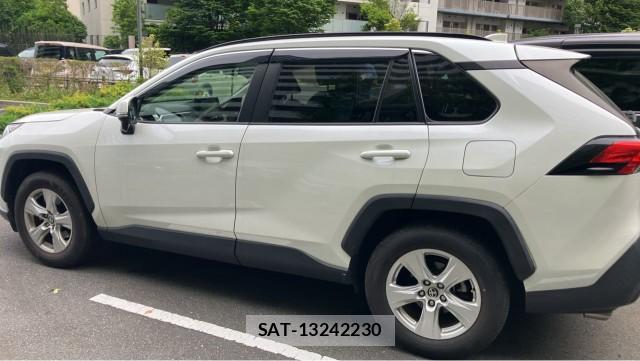 Toyota RAV4 2020-06 8280988-10