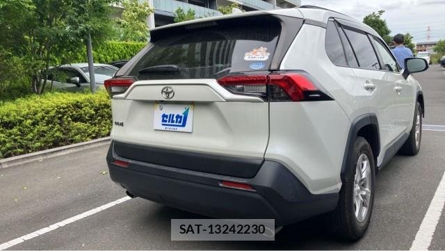 Toyota RAV4 2020-06 8280988-12