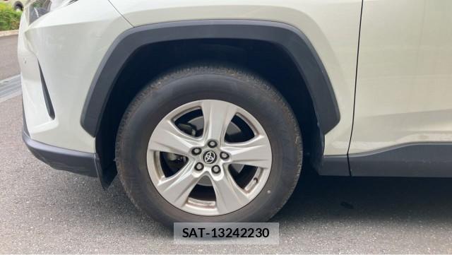 Toyota RAV4 2020-06 8280988-8