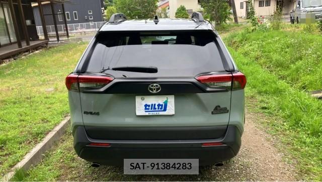 Toyota RAV4 2025-01 8281424-1