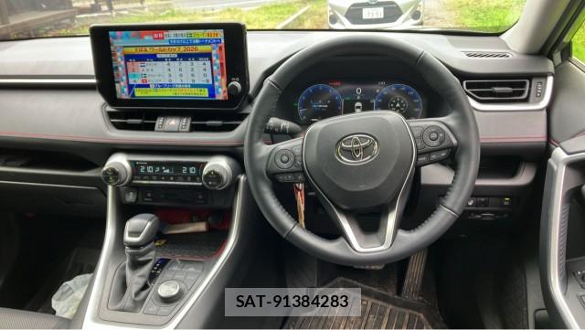 Toyota RAV4 2025-01 8281424-16