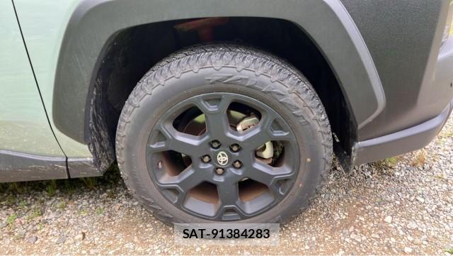 Toyota RAV4 2025-01 8281424-8