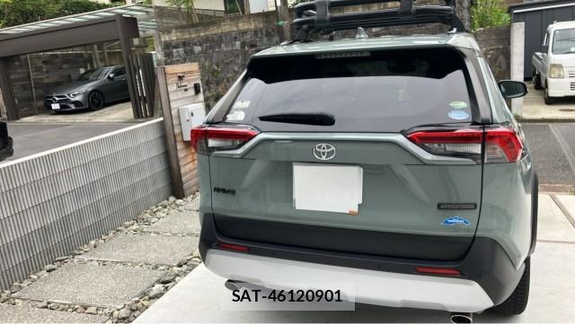 Toyota RAV4 2019-11 8281765-1