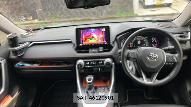 Toyota RAV4 2019-11 8281765-2