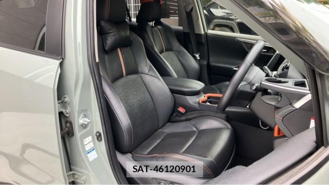 Toyota RAV4 2019-11 8281765-5