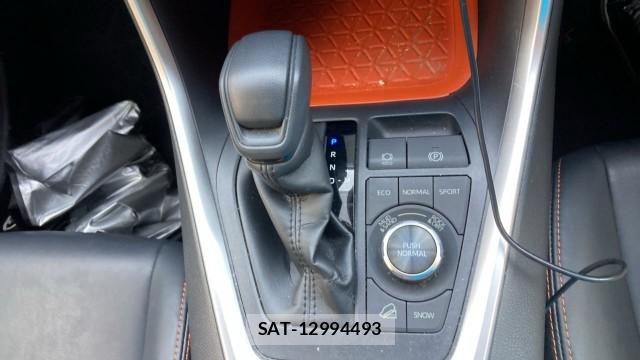 Toyota RAV4 2020-01 8281927-14