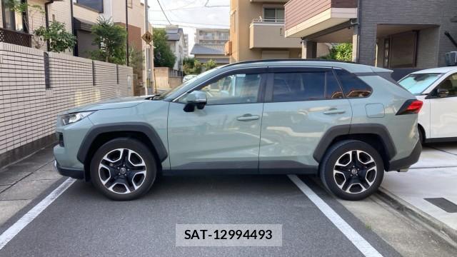 Toyota RAV4 2020-01 8281927-3