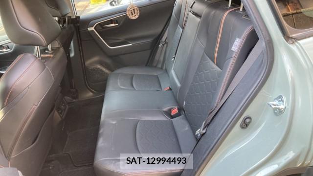 Toyota RAV4 2020-01 8281927-6