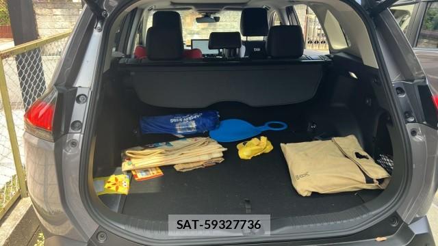 Toyota RAV4 2026-04 8282007-17