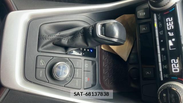 Toyota RAV4 2019-09 8282193-14