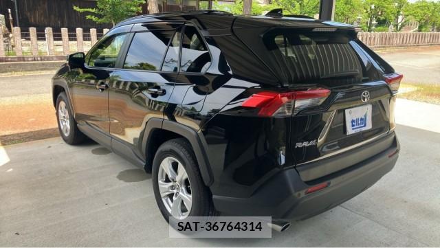 Toyota RAV4 2019-10 8282293-13