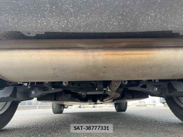Toyota RAV4 2022-10 8282512-18
